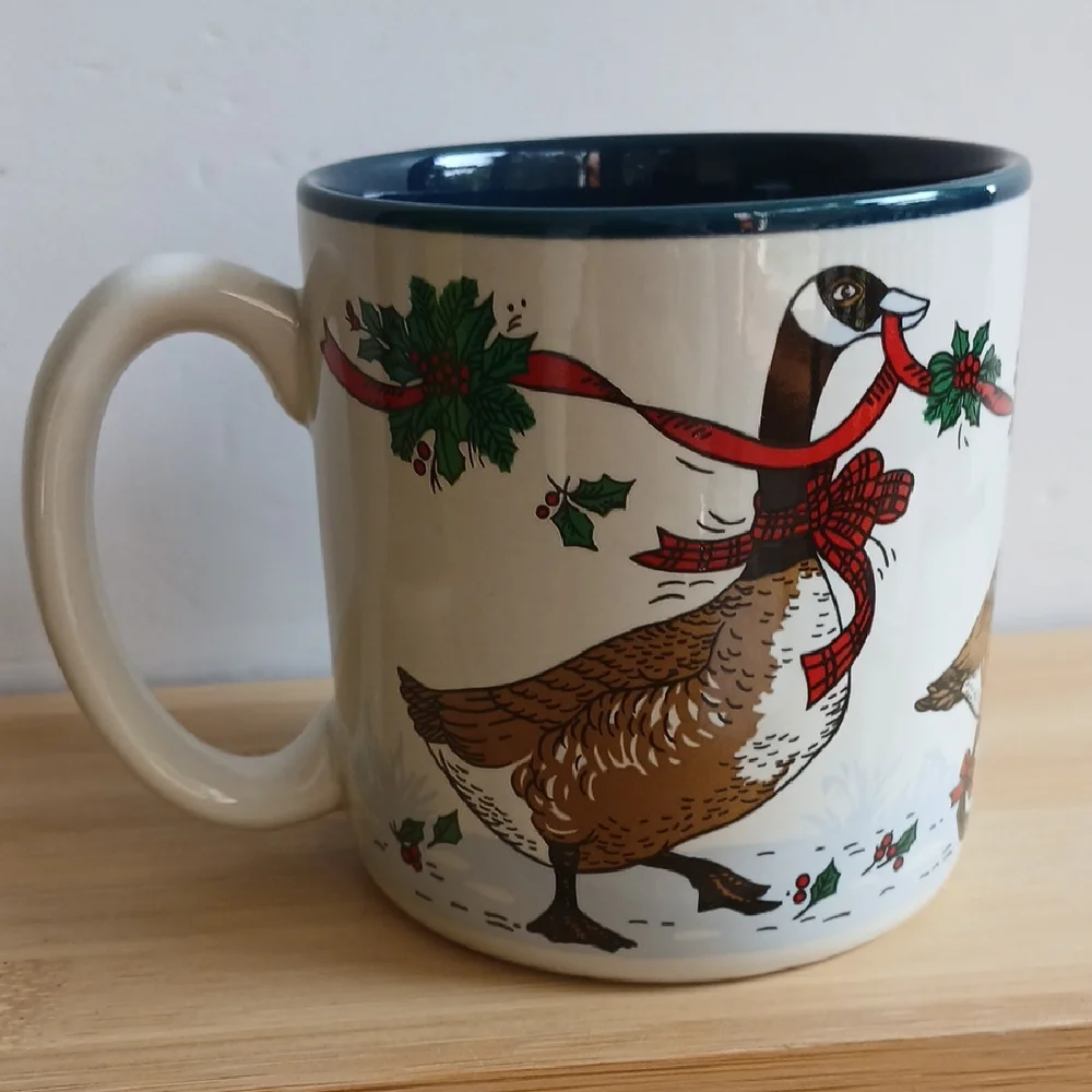 Christmas Geese Potpourri Press Mug 1986